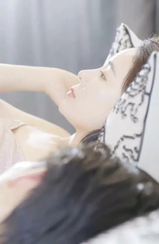 《七个姐姐》：家庭伦理与命运纠葛的深度剖析，引人深思