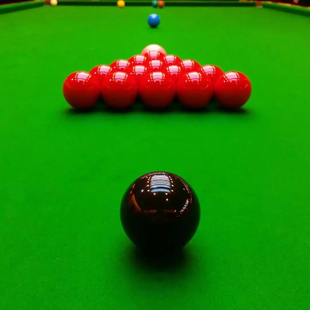 燃爆！2023斯诺克北爱尔兰公开赛：彼得罗夫VS邢子豪，谁将问鼎？